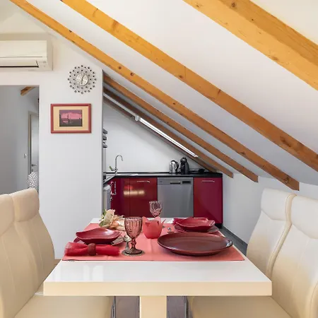Apartmán Romantic Attic Split