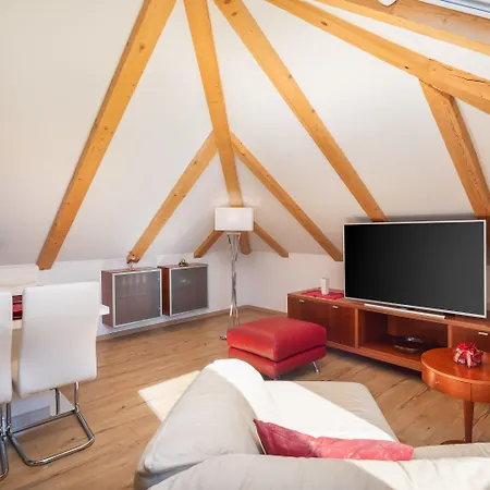 Daire Romantic Attic Split