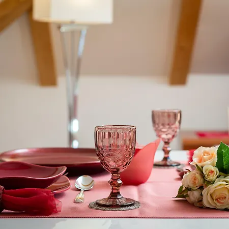 Romantic Luxury Split